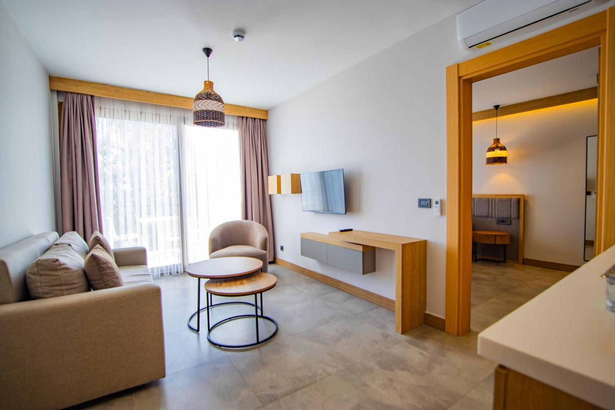 Asterina Hotel トゥルグトレイス 部屋 写真
